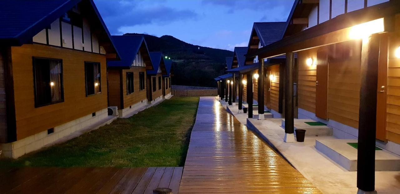 Tsushima Izuhara Pension Экстерьер фото