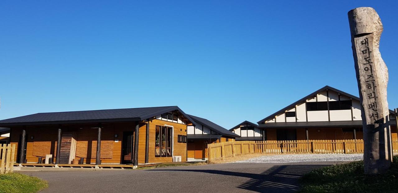 Tsushima Izuhara Pension Экстерьер фото